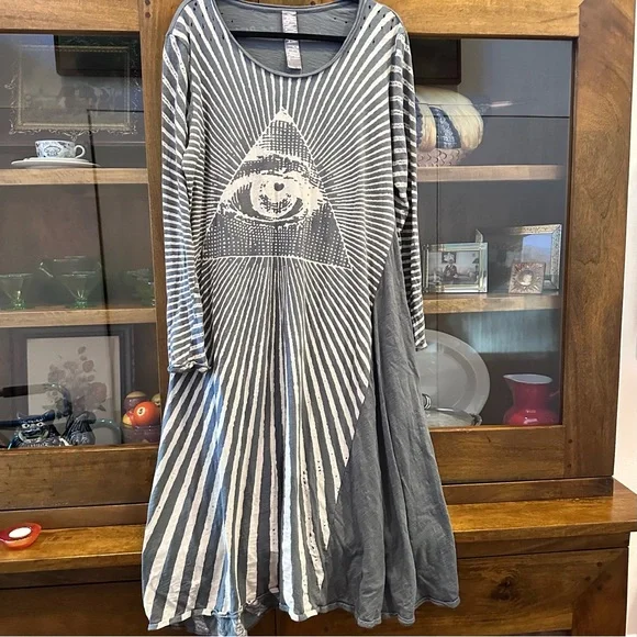 Magnolia Pearl Eye of God Long Sleeved Dress - Picture 11 of 16